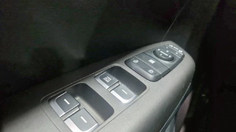 Kia Sportage 1.6 MHEV Business DCT 100kW (136CV) 4X2