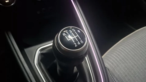 Renault Clio techno Eco-G 100cv (74kW)