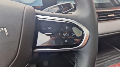 Omoda 5 MY25 - Premium 1.6 TGDI 108kW (145cv)