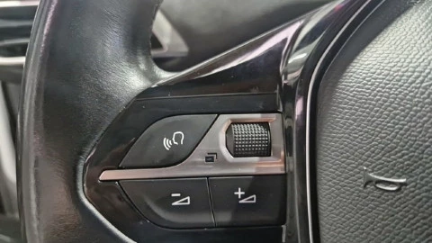 Peugeot 3008 1.5L BlueHDi 96kW (130CV) S&S Allure