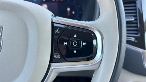 Volvo XC90 2.0 B5 D AWD Plus Bright Auto