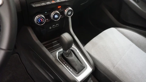 Renault Clio Evolution full hybrid E-Tech 145 (103Kw)