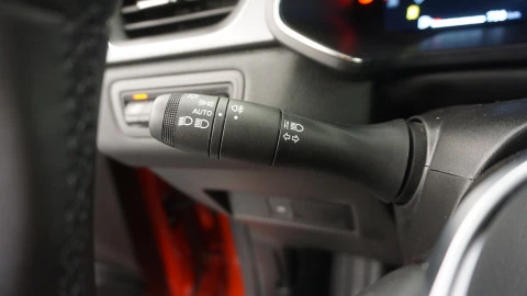 Renault Captur techno Eco-G 100cv (74 kW)