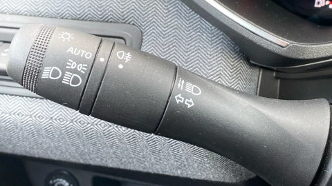 Renault Clio techno Eco-G 100cv (74kW)