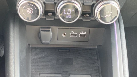 Renault Clio techno Eco-G 100cv (74kW)