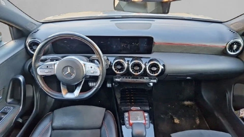 Mercedes-Benz Clase A BERLINA CON PORTÓN 2.0 A 180 D DCT 116 5P