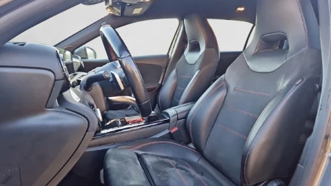 Mercedes-Benz Clase A BERLINA CON PORTÓN 2.0 A 180 D DCT 116 5P