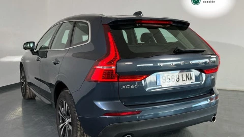 Volvo XC60 2.0 B4 D Essential Auto