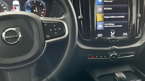 Volvo XC60 2.0 B4 D Essential Auto