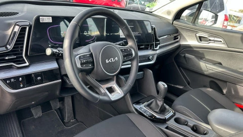 Kia Sportage 1.6 T-GDi 118kW (160CV) Drive 17 Kia Sportage 1.6 T-GDi 118kW (160CV) Drive 17