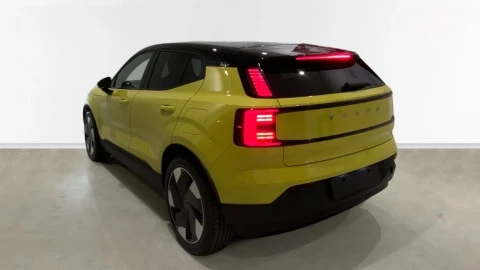 Volvo EX30 Single Motor Extended Range Plus Auto