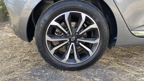 Renault Clio techno Eco-G 100cv (74kW)