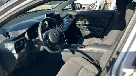 Toyota C-HR 1.8 125H Advance