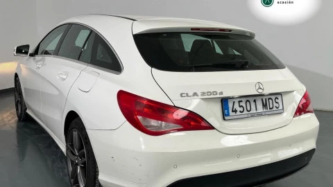 Mercedes-Benz Clase CLA CLA 200 d Shooting Brake