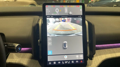 Volvo EX30 Single Motor Extended Range Plus Auto 200 kW (272 CV)