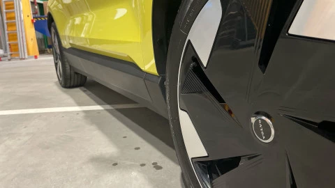 Volvo EX30 Single Motor Extended Range Plus Auto 200 kW (272 CV)