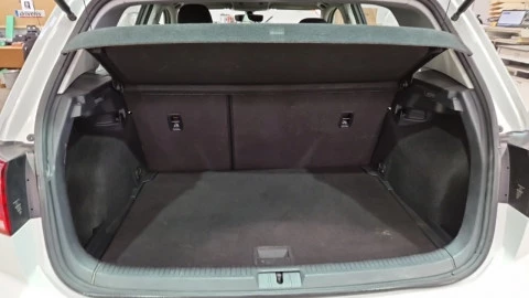 Volkswagen Golf Advance 1.0 TSI 85kW (115CV)