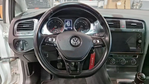 Volkswagen Golf Advance 1.0 TSI 85kW (115CV)
