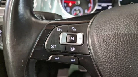 Volkswagen Golf Advance 1.0 TSI 85kW (115CV)