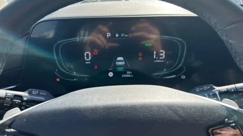 Kia Niro 1.6 GDi HEV 104kW (141CV) Drive