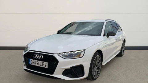 Audi A4 Avant Black line 35 TDI 120kW S tronic