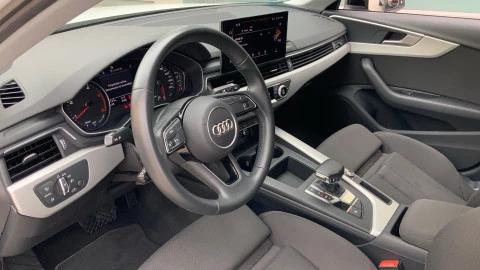 Audi A4 Avant Black line 35 TDI 120kW S tronic