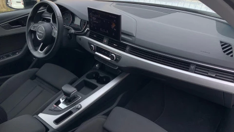 Audi A4 Avant Black line 35 TDI 120kW S tronic