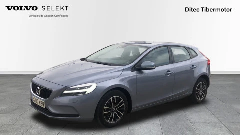 Volvo V40 2.0 D2 MOMENTUM 120 5P Volvo V40 2.0 D2 MOMENTUM 120 5P