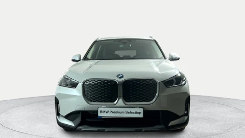 BMW iX1 xDrive30