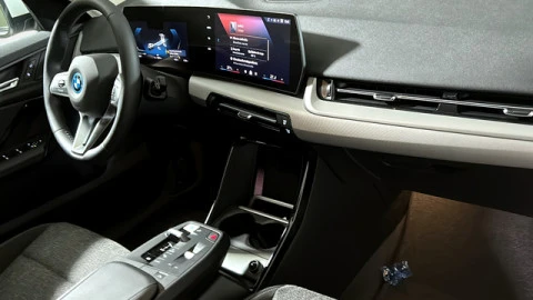 BMW iX1 xDrive30