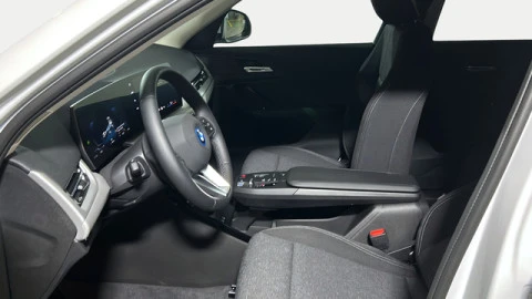 BMW iX1 xDrive30
