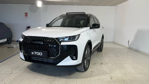 EBRO S700 1.6 TGDI Luxury 7 DCT