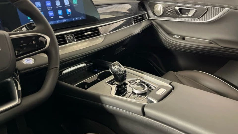 EBRO S700 1.6 TGDI Luxury 7 DCT