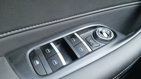 EBRO S400 1.5 DHE HEV Excellence CVT
