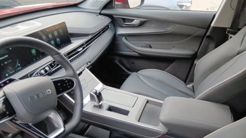 EBRO S400 1.5 DHE HEV Excellence CVT