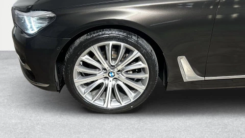 BMW Serie 7 730dA
