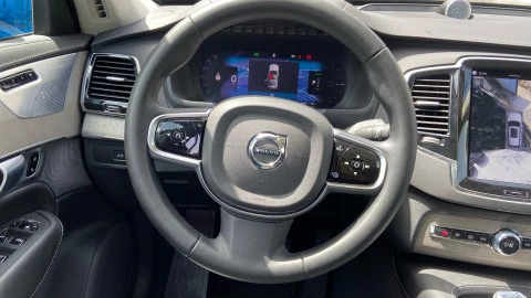 Volvo XC90 2.0 T8 AWD Ultimate Dark Recharge Auto