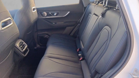 EBRO S700 1.5 TGDI PHEV Luxury E-CVT