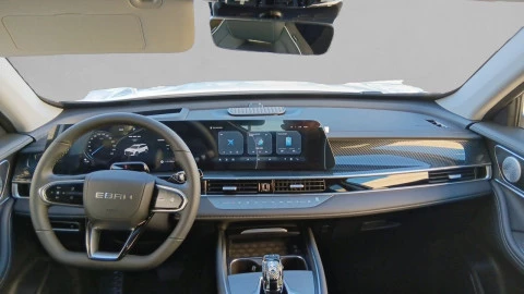 EBRO S700 1.5 TGDI PHEV Luxury E-CVT