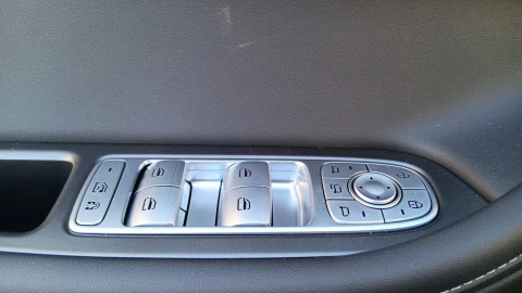 EBRO S700 1.5 TGDI PHEV Luxury E-CVT