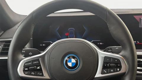 BMW i5 EDRIVE40
