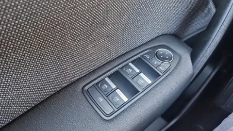 Renault Captur techno Eco-G 100cv (74 kW)