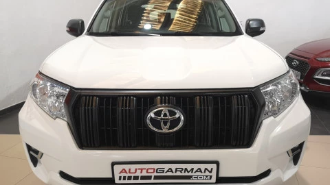 Toyota Land Cruiser 2.8 D-4D GX 7 Plazas