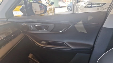 Omoda 5 MY25 - Premium 1.6 TGDI 108kW (145cv)