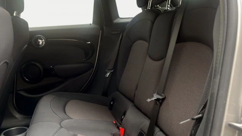 MINI COOPER 5 PUERTAS