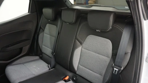 Renault Clio techno Eco-G 100cv (74kW)