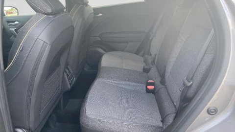 Renault Captur techno Eco-G 100cv (74 kW)