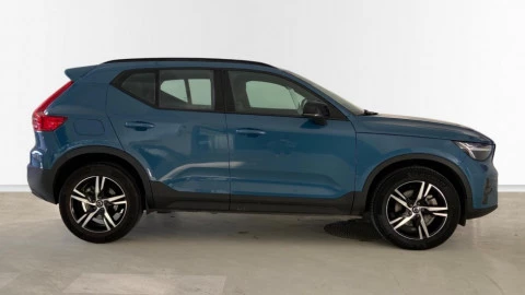 Volvo XC40 2.0 B3 G Plus Dark Auto