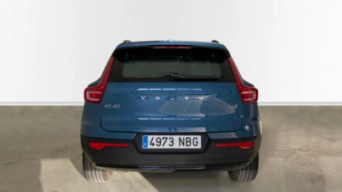 Volvo XC40 2.0 B3 G Plus Dark Auto