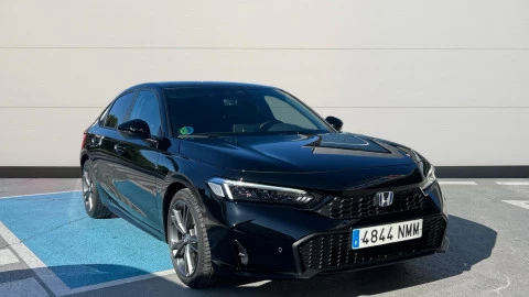 Honda Civic 2.0 i-MMD Sport CVT